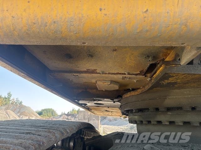 Komatsu PC490LC-11 Excavadoras sobre orugas