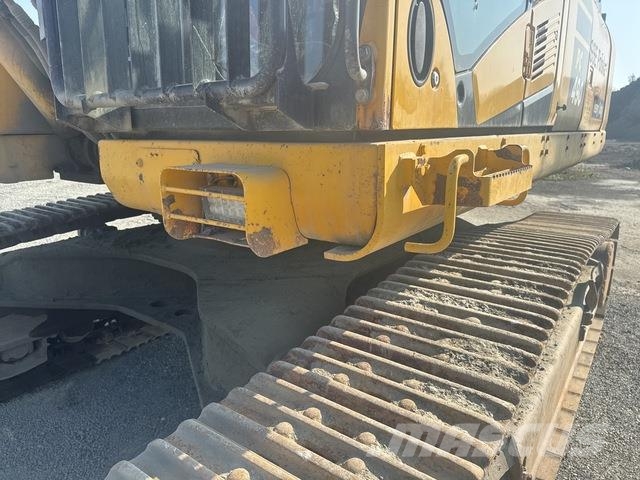 Komatsu PC490LC-11 Excavadoras sobre orugas