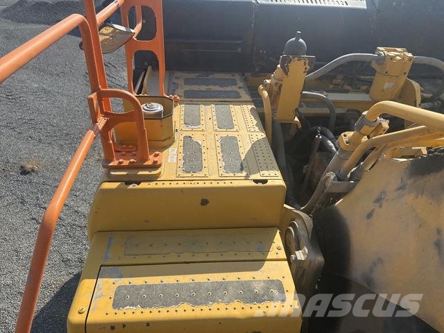 Komatsu PC490LC-11 Excavadoras sobre orugas