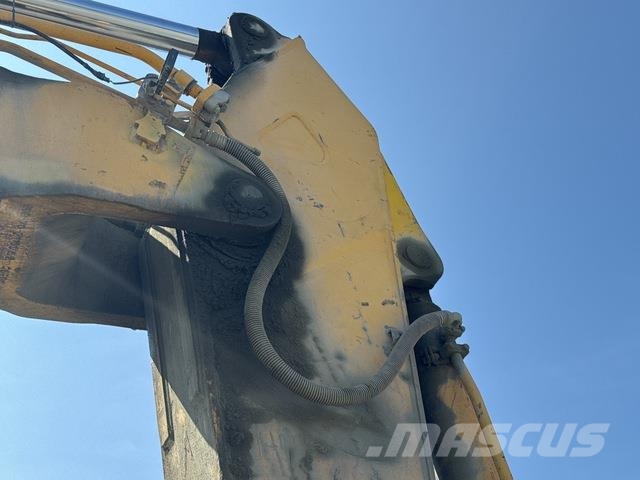 Komatsu PC490LC-11 Excavadoras sobre orugas