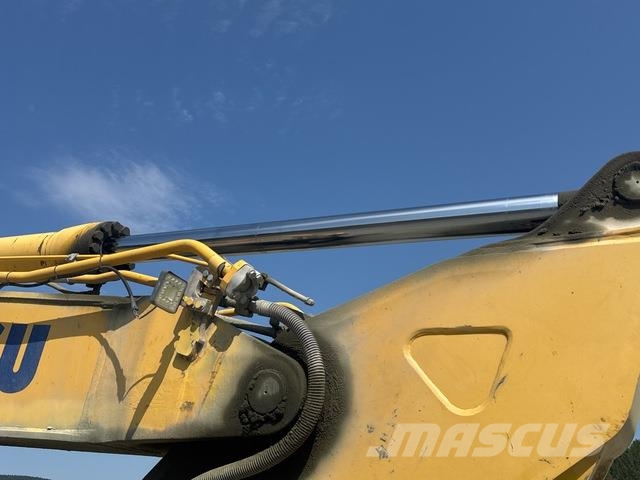 Komatsu PC490LC-11 Excavadoras sobre orugas