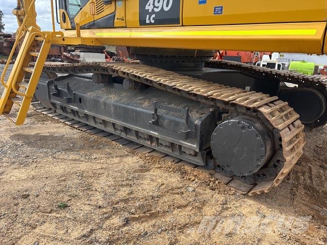 Komatsu PC490LC-11 Crawler excavators