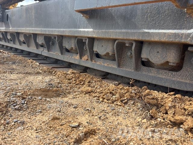 Komatsu PC490LC-11 Crawler excavators