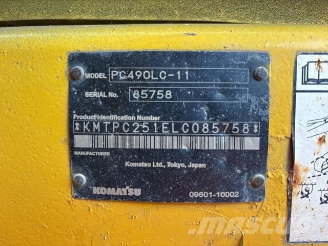 Komatsu PC490LC-11 Crawler excavators