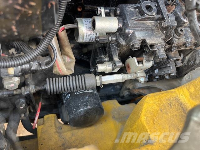 Komatsu PC58UU-5 소형 굴삭기 7톤 미만