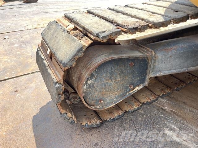 Komatsu PC58UU-5 소형 굴삭기 7톤 미만