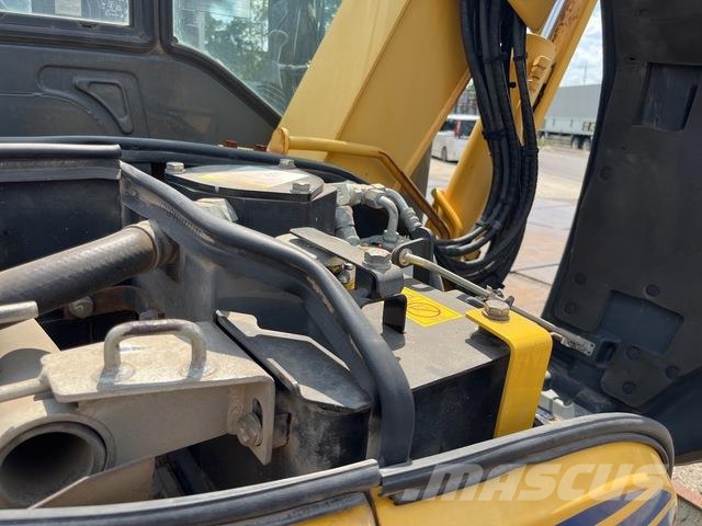 Komatsu PC58UU-5 소형 굴삭기 7톤 미만