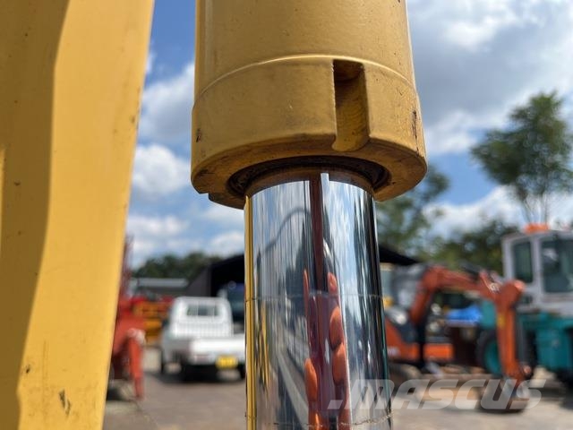 Komatsu PC58UU-5 소형 굴삭기 7톤 미만