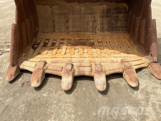 Komatsu PC800LC-8 大型油圧ショベル12t以上（パワーショベル・ユンボ）