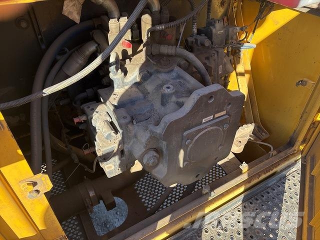 Komatsu PC850-8 Crawler excavators
