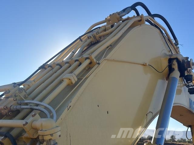 Komatsu PC850-8 Crawler excavators