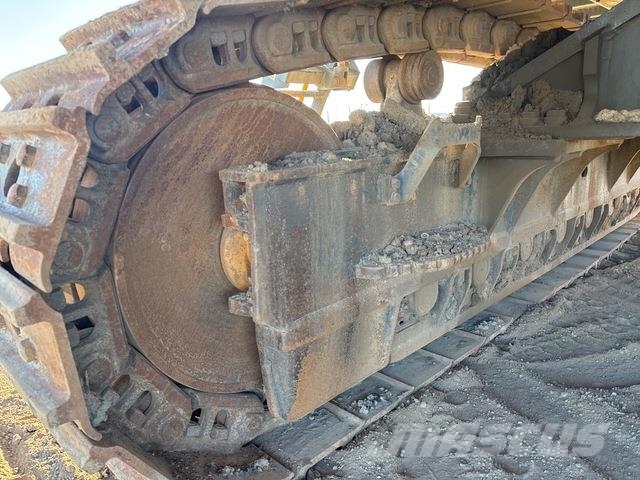 Komatsu PC850-8 Crawler excavators