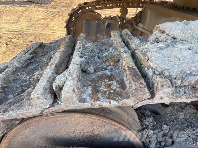 Komatsu PC850-8 Crawler excavators
