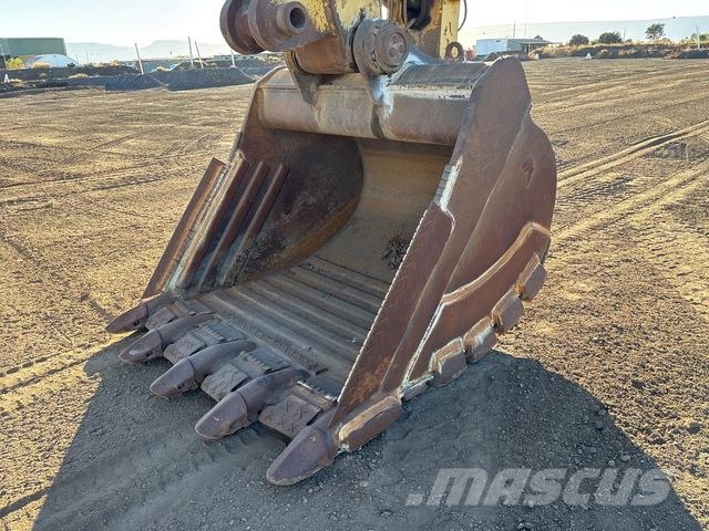 Komatsu PC850-8 Crawler excavators