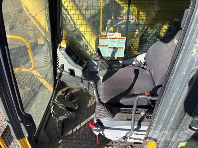 Komatsu PC850-8 Crawler excavators