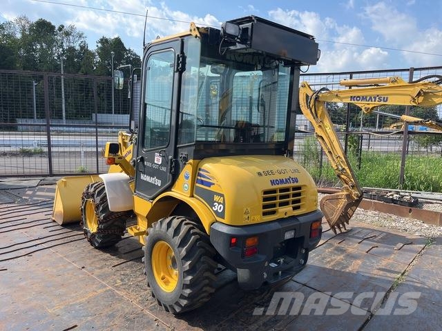Komatsu WA30-6E0 Radlader