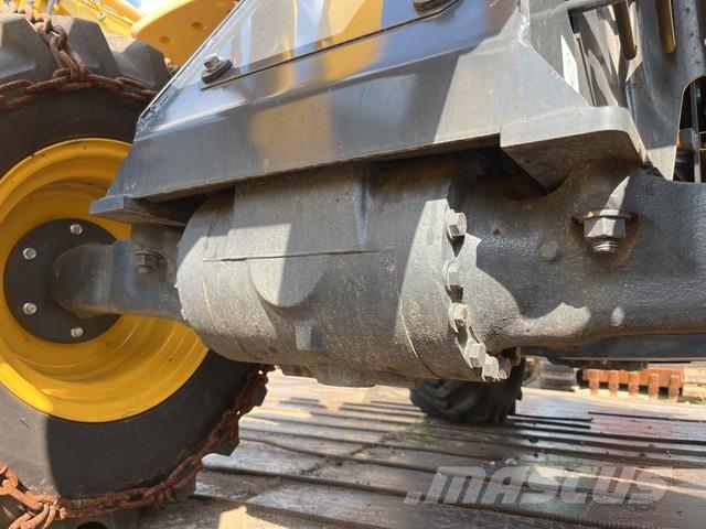 Komatsu WA30-6E0 Radlader