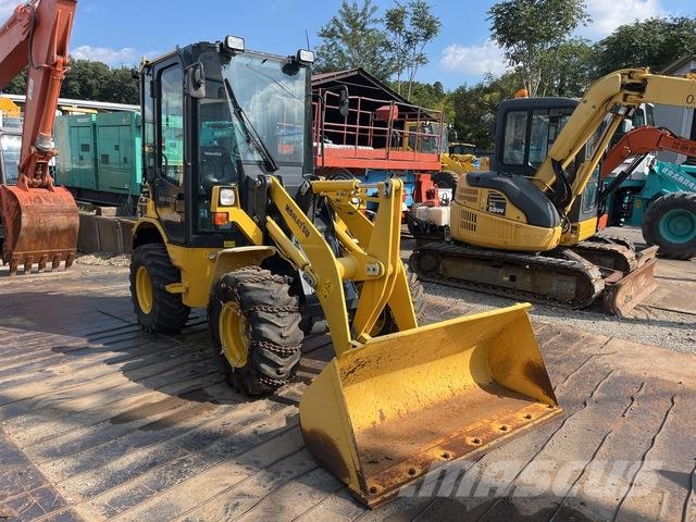 Komatsu WA30-6E0 Radlader