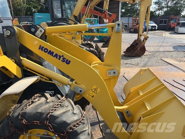 Komatsu WA30-6E0 Radlader
