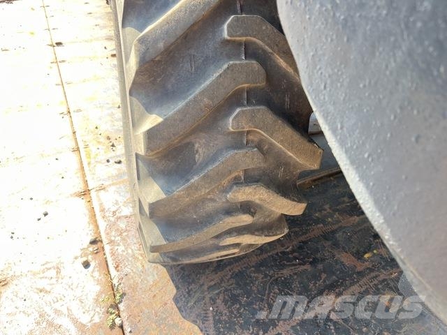 Komatsu WA30-6E0 Radlader