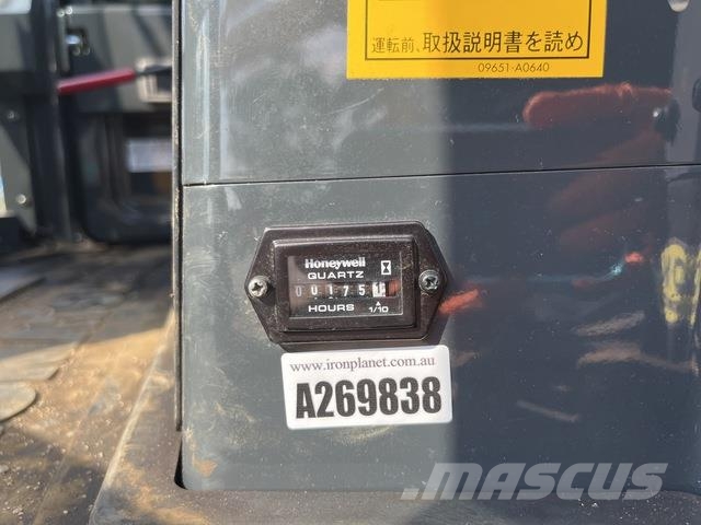 Komatsu WA30-6E0 Radlader
