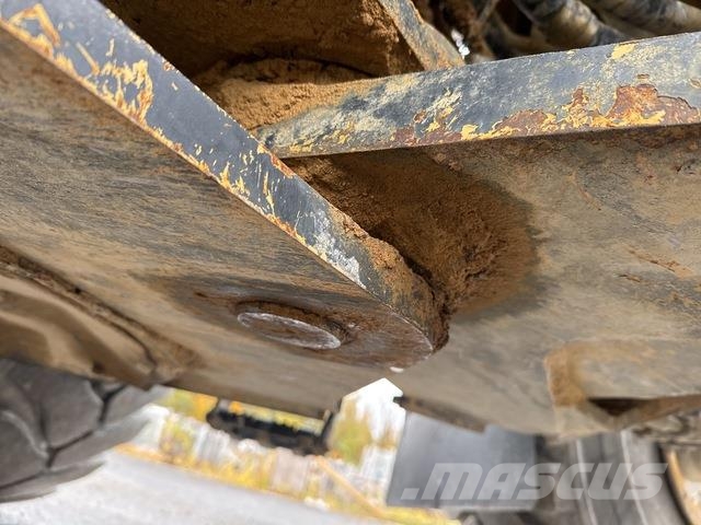Komatsu WA470-8 لوادر بعجل