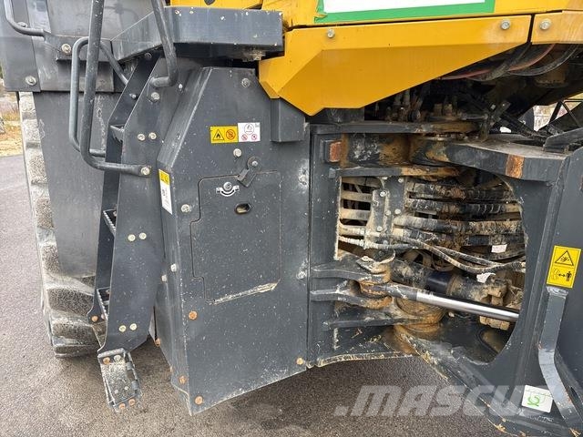 Komatsu WA470-8 لوادر بعجل