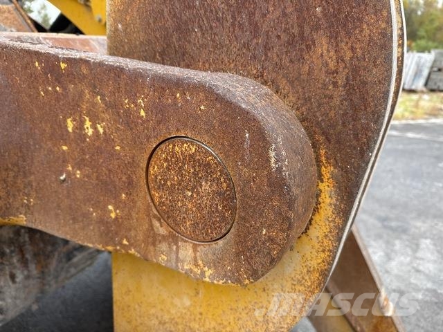 Komatsu WA470-8 لوادر بعجل