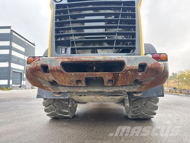 Komatsu WA470-8 لوادر بعجل