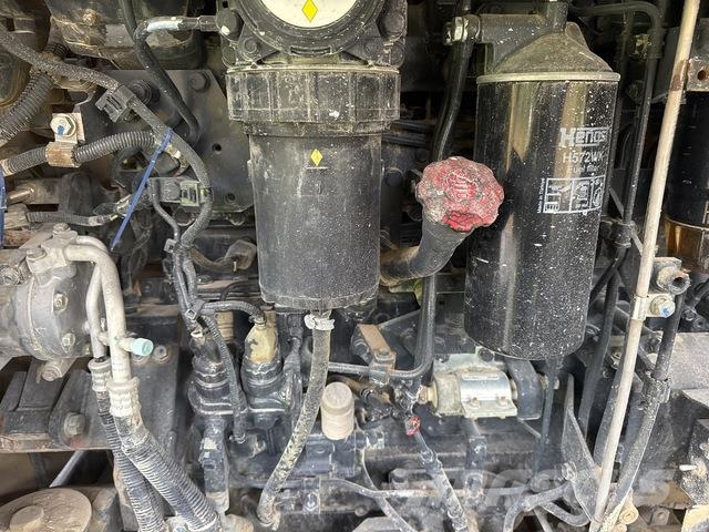 Komatsu WA470-8 لوادر بعجل