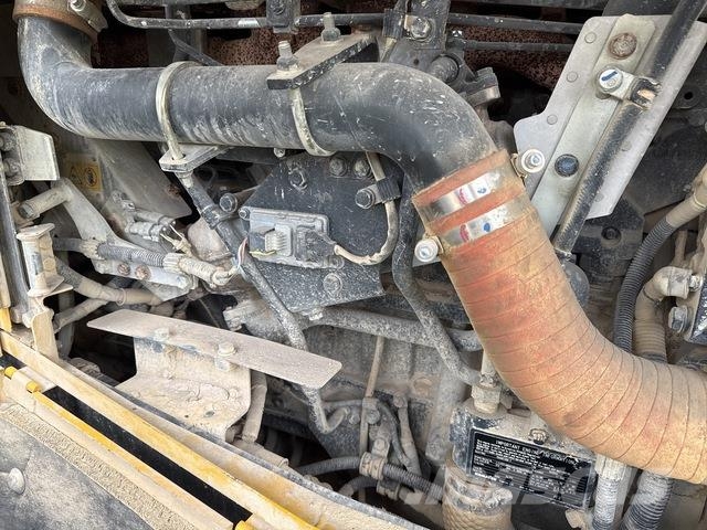 Komatsu WA470-8 لوادر بعجل