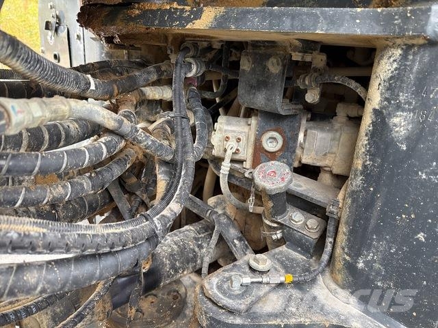 Komatsu WA470-8 لوادر بعجل