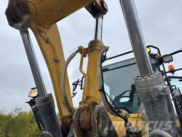 Komatsu WA470-8 لوادر بعجل