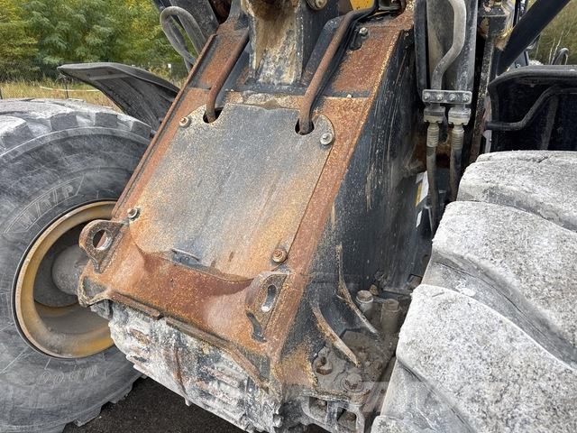 Komatsu WA470-8 لوادر بعجل