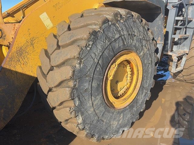 Komatsu WA500-3H Wheel loaders