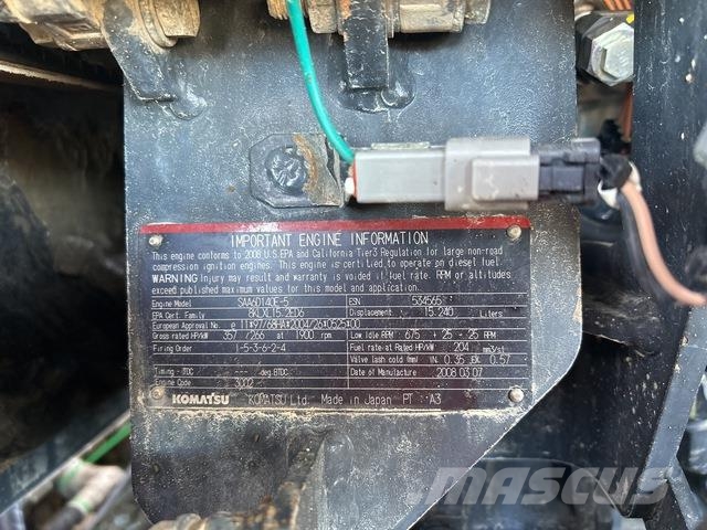 Komatsu WA500-6 Naudoti ratiniai krautuvai