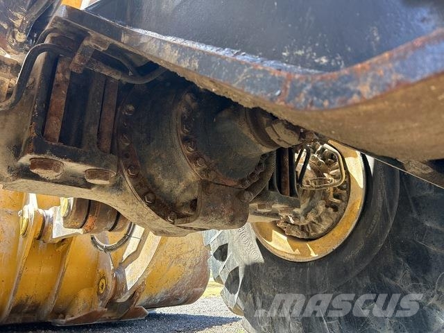 Komatsu WA500-6 Naudoti ratiniai krautuvai
