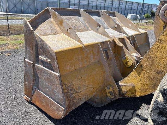 Komatsu WA500-6 Naudoti ratiniai krautuvai