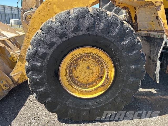 Komatsu WA500-6 Naudoti ratiniai krautuvai
