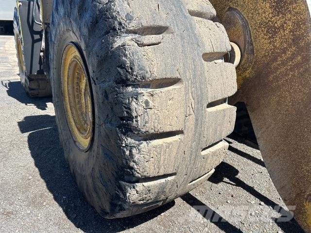 Komatsu WA500-6 Naudoti ratiniai krautuvai