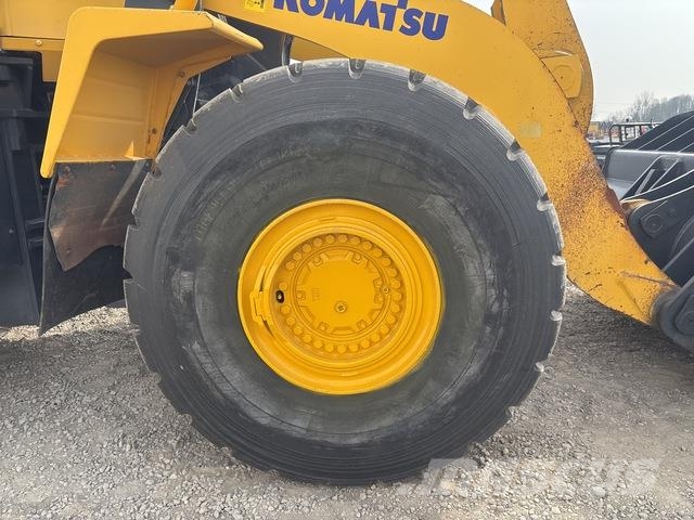 Komatsu WA500 6 Hjullastere
