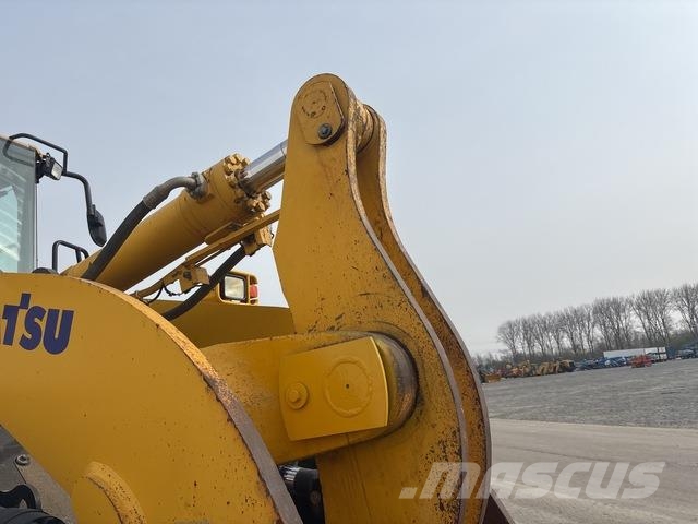 Komatsu WA500 6 Hjullastere