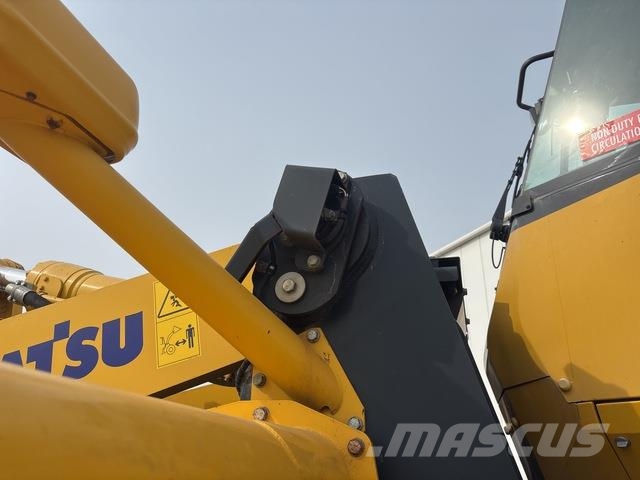 Komatsu WA500 6 Hjullastere