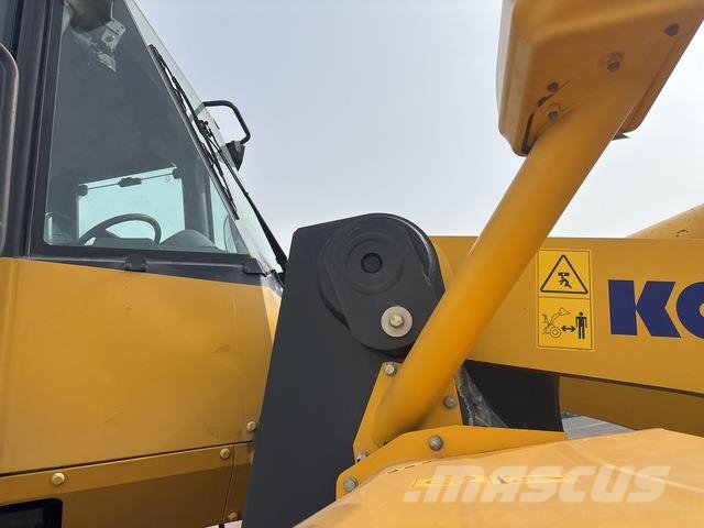 Komatsu WA500 6 Hjullastere