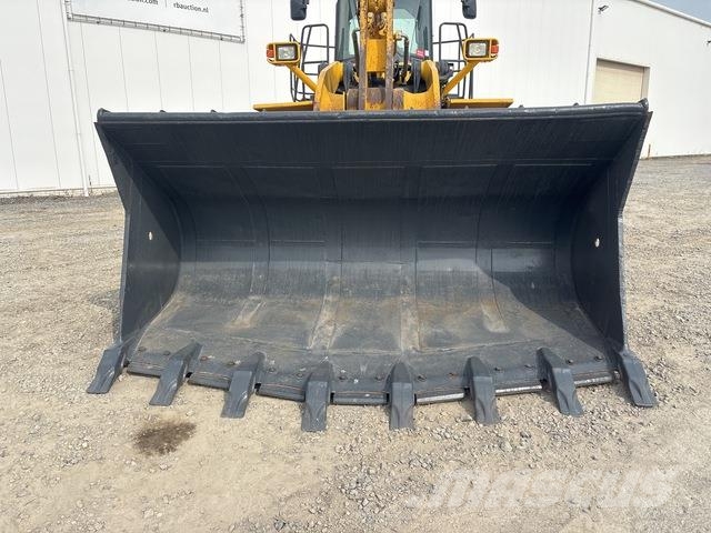 Komatsu WA500 6 Hjullastere