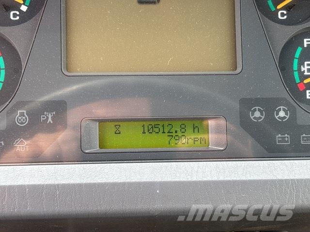 Komatsu WA500 6 Hjullastere