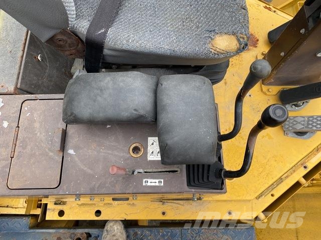 Komatsu WA700 Pás carregadoras de rodas