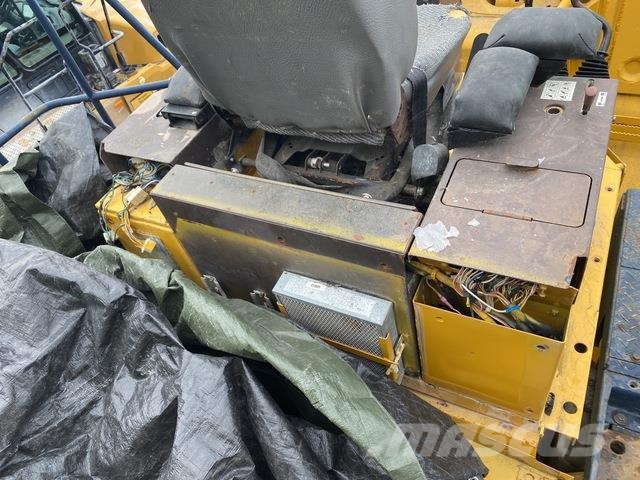 Komatsu WA700 Pás carregadoras de rodas