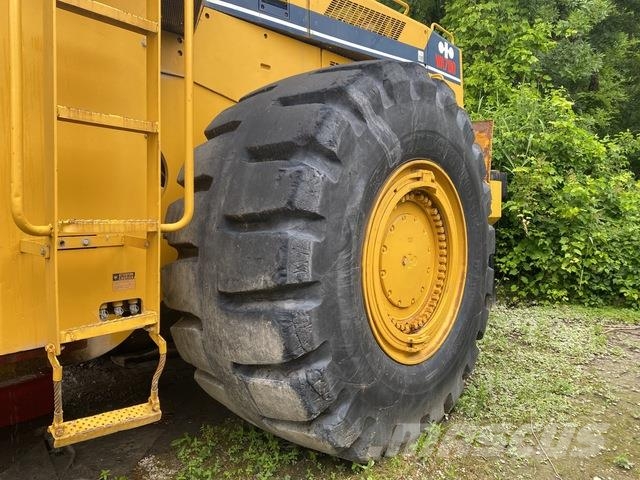 Komatsu WA700 Pás carregadoras de rodas