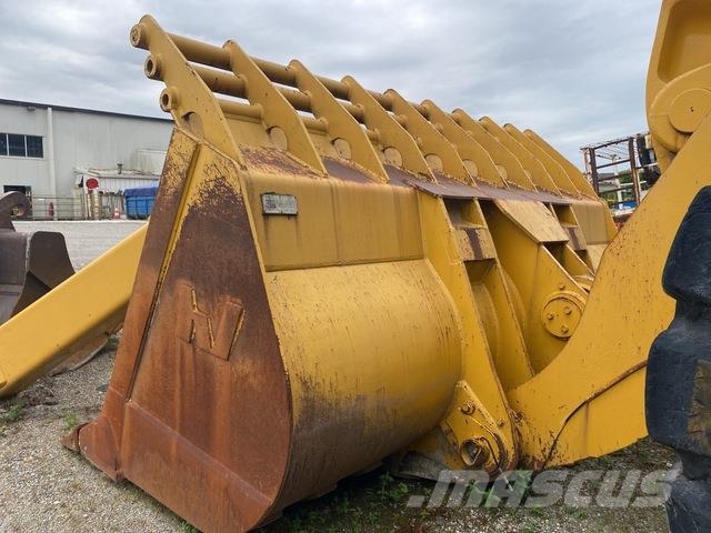 Komatsu WA700 Pás carregadoras de rodas